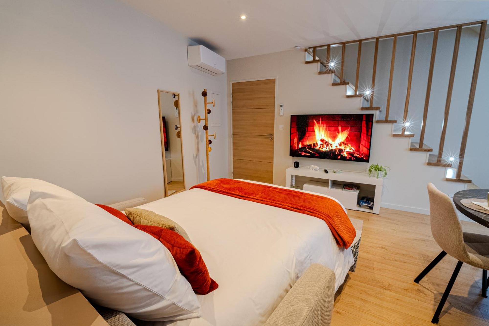 Appartamento Au Duplex D'Or Centre Historique Besançon Esterno foto