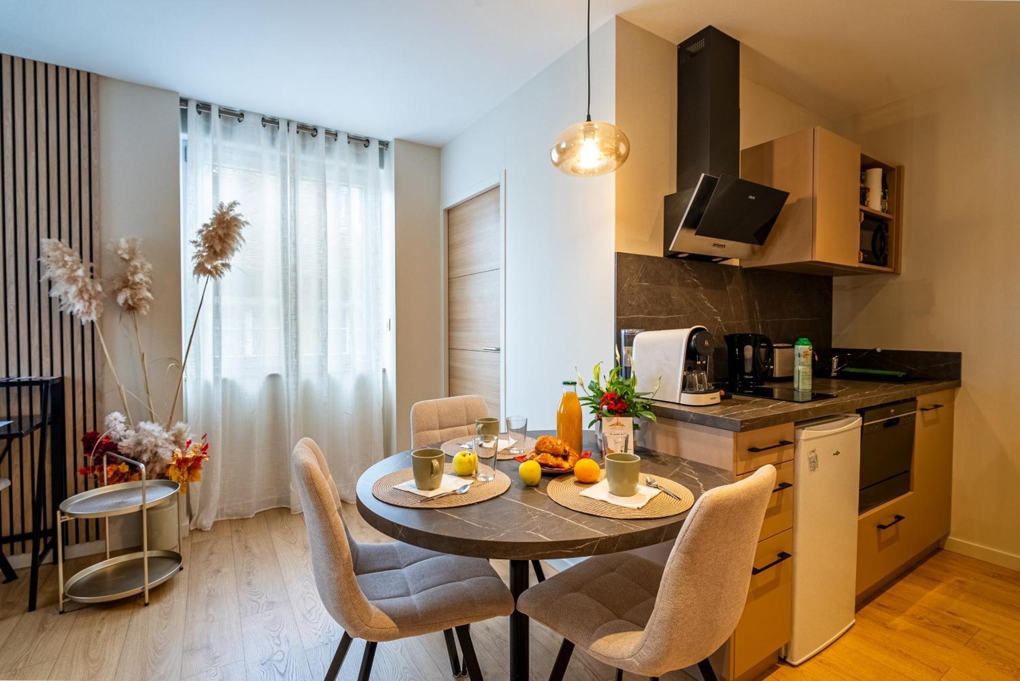 Appartamento Au Duplex D'Or Centre Historique Besançon Esterno foto
