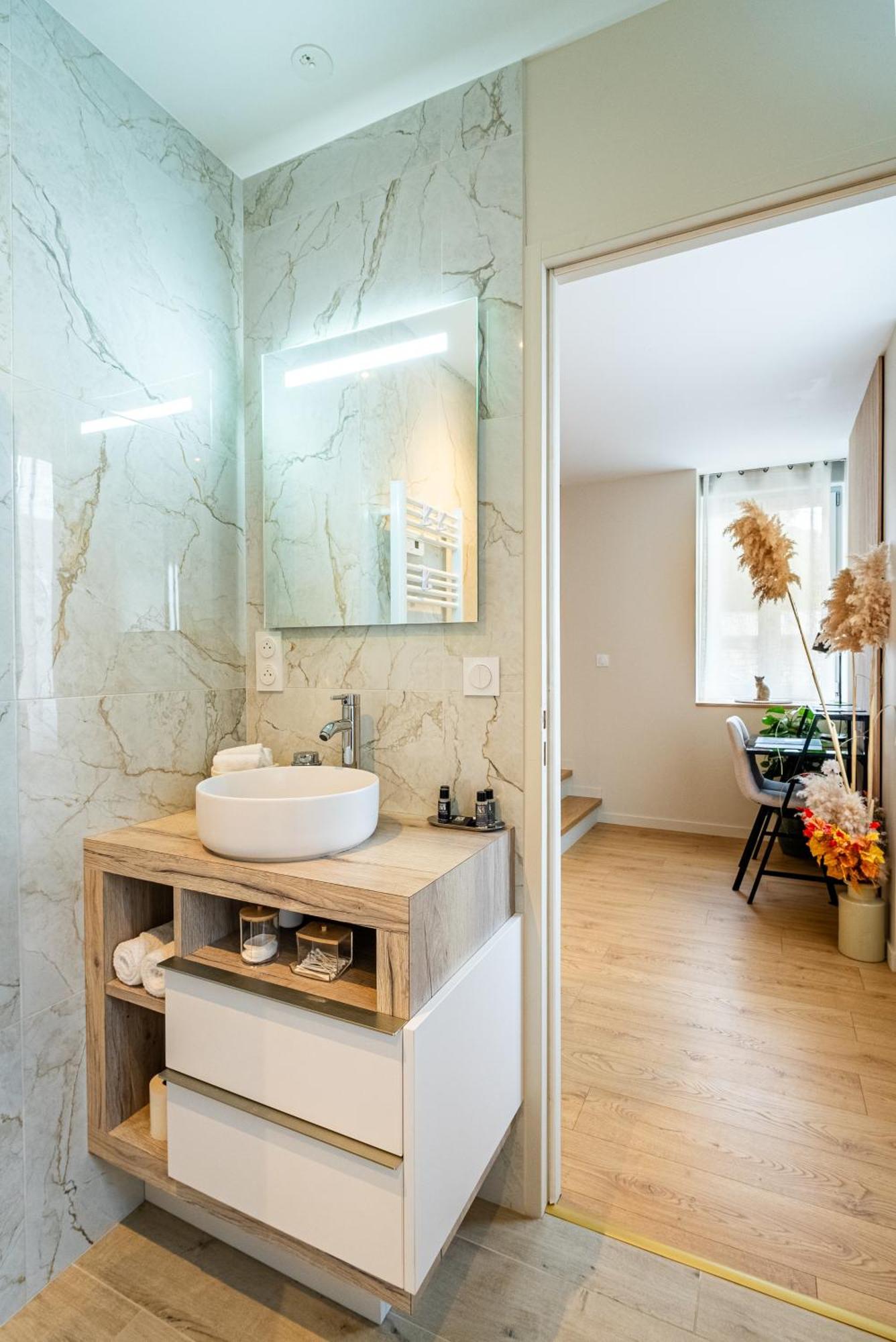 Appartamento Au Duplex D'Or Centre Historique Besançon Esterno foto