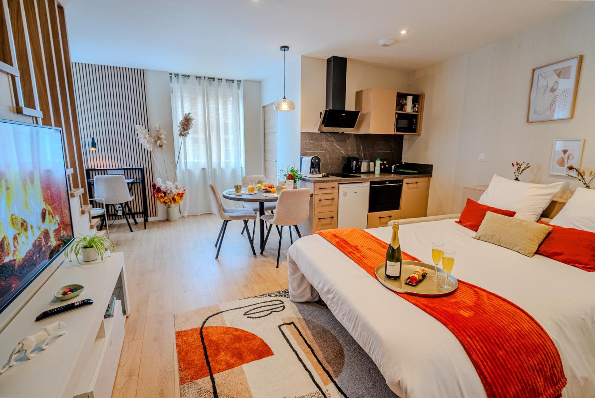Appartamento Au Duplex D'Or Centre Historique Besançon Esterno foto