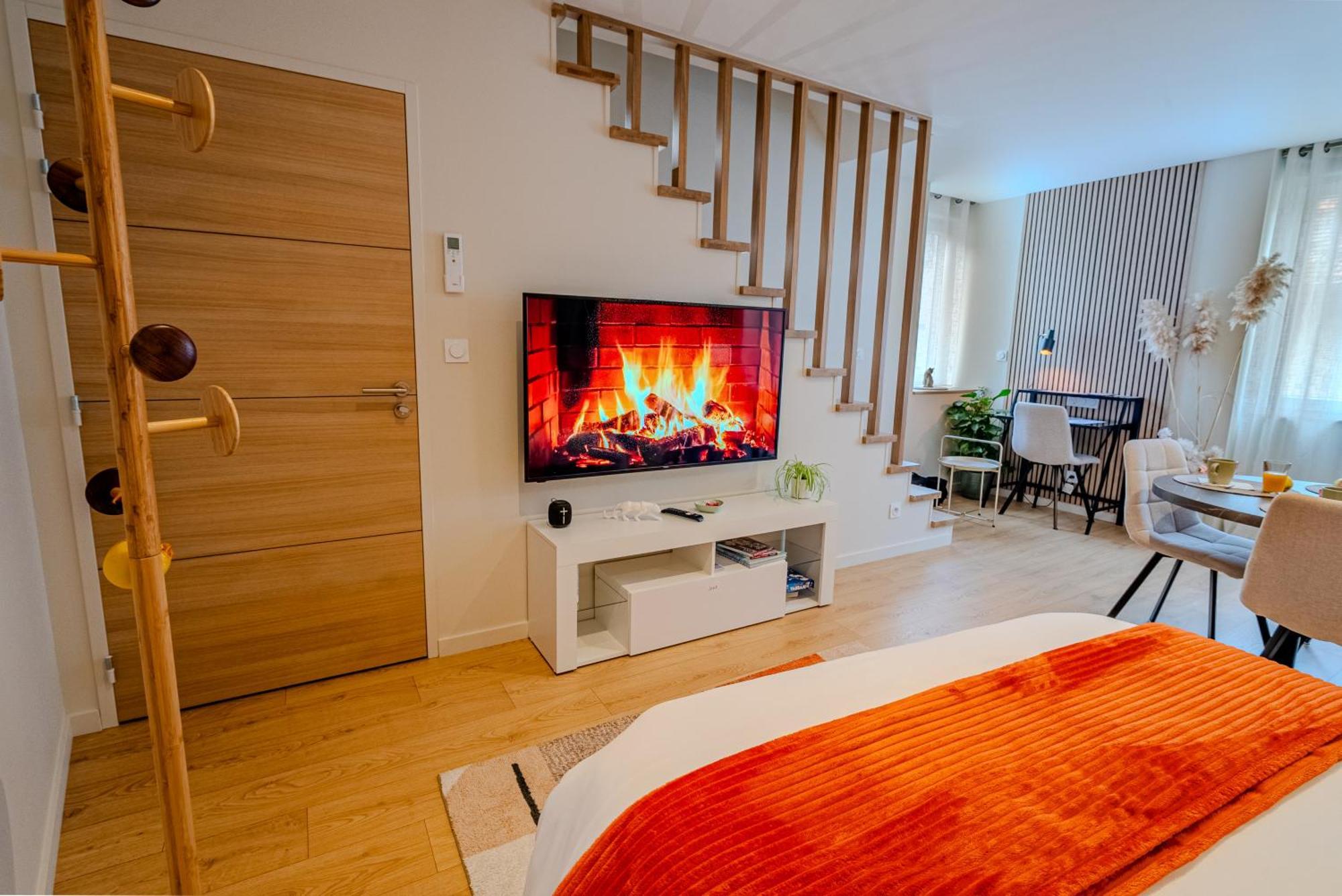 Appartamento Au Duplex D'Or Centre Historique Besançon Esterno foto